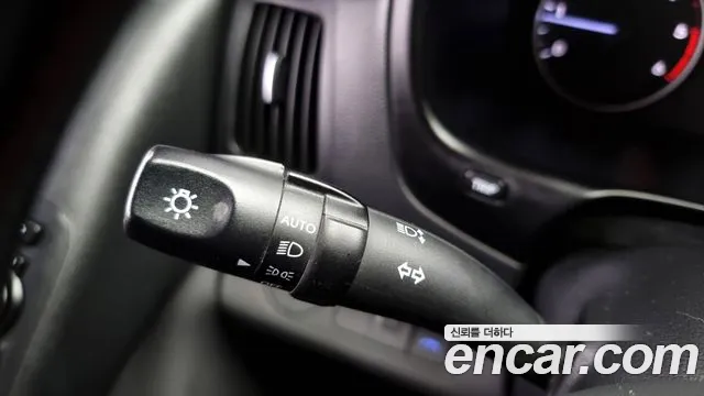 Hyundai Starex 2016 — фото 18