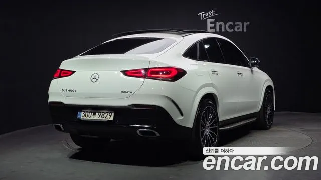 Mercedes-Benz GLE-Class 2022 — фото 2