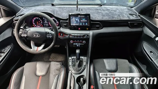 Hyundai Veloster 2018 — фото 7