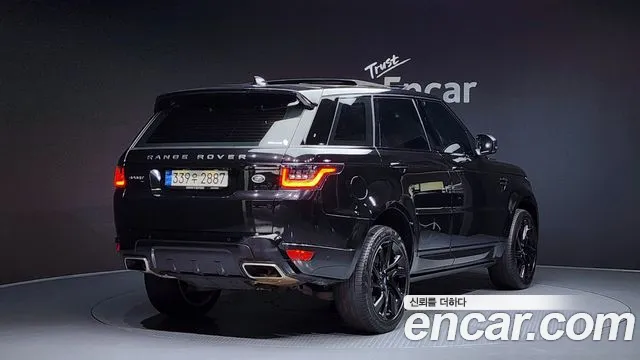 Land Rover Range Rover Sport 2021 — фото 2