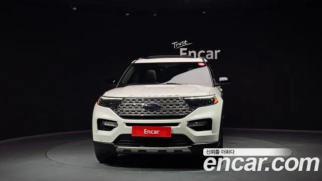 Ford Explorer 2021 — фото 3