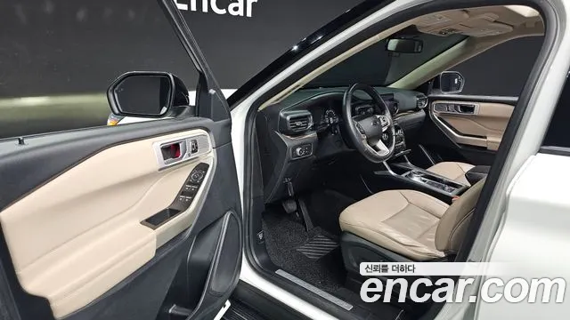 Ford Explorer 2021 — фото 11