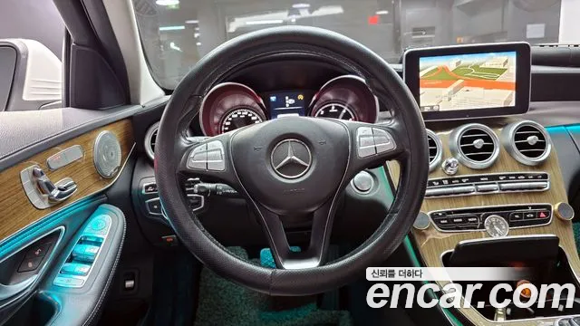 Mercedes-Benz C-Class 2015 — фото 13