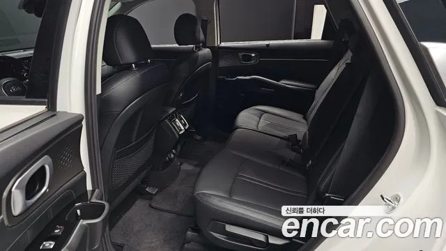 Kia Sorento 2021 — фото 12