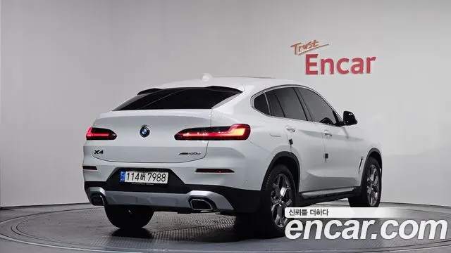 BMW X4 2022 — фото 2