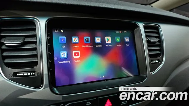 Kia Carens 2014 — фото 17