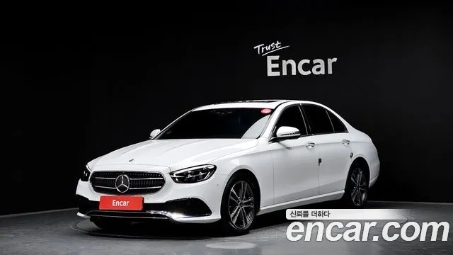 Mercedes-Benz E-Class 2023 — фото 1