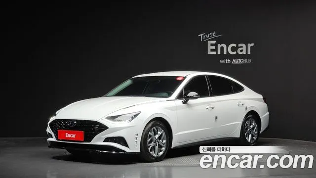 Hyundai Sonata 2022 — фото 1