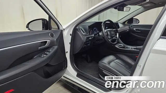 Hyundai Sonata 2022 — фото 10