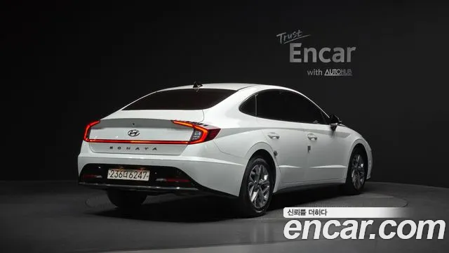 Hyundai Sonata 2022 — фото 2