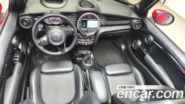 Mini Cooper Convertible 2020 — фото 16
