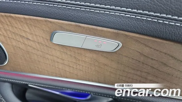Mercedes-Benz E-Class 2020 — фото 18