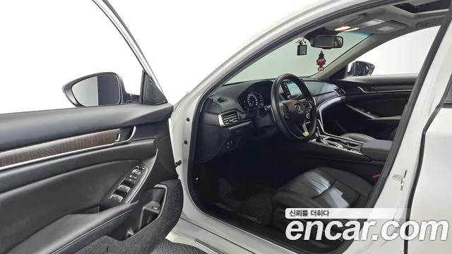 Honda Accord 2021 — фото 10