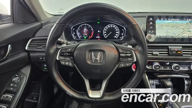 Honda Accord 2021 — фото 13
