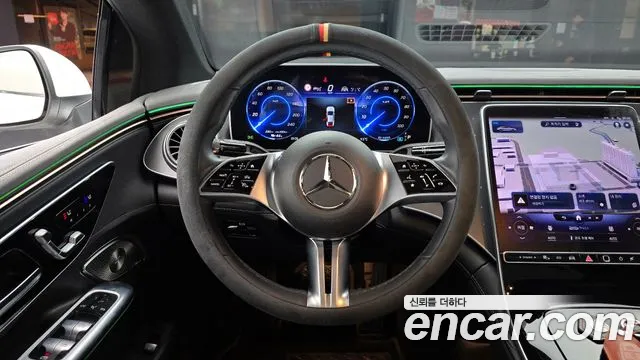 Mercedes-Benz EQE 2023 — фото 13