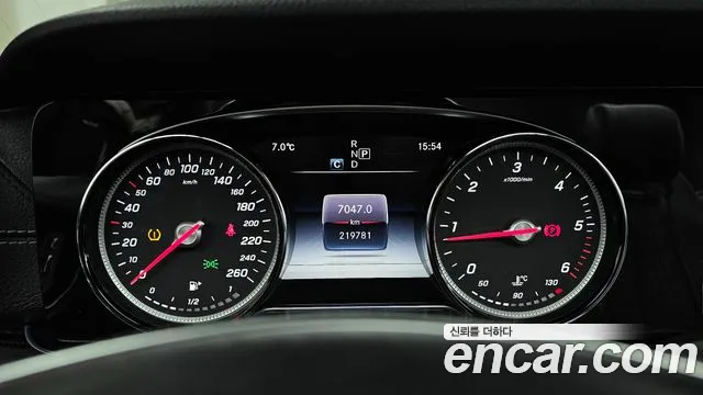 Mercedes-Benz E-Class 2018 — фото 8