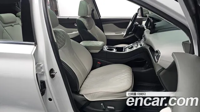 Hyundai Santafe 2021 — фото 10