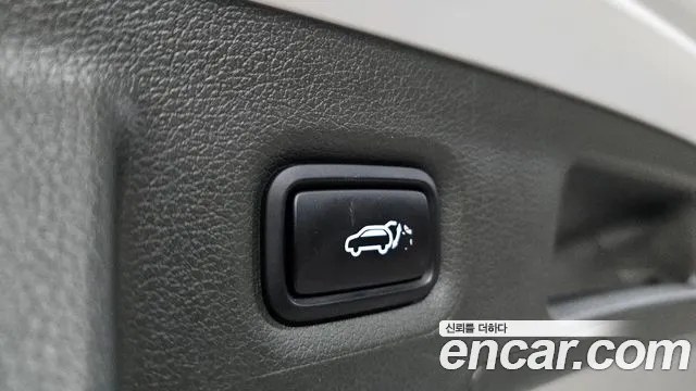 Hyundai Santafe 2021 — фото 16