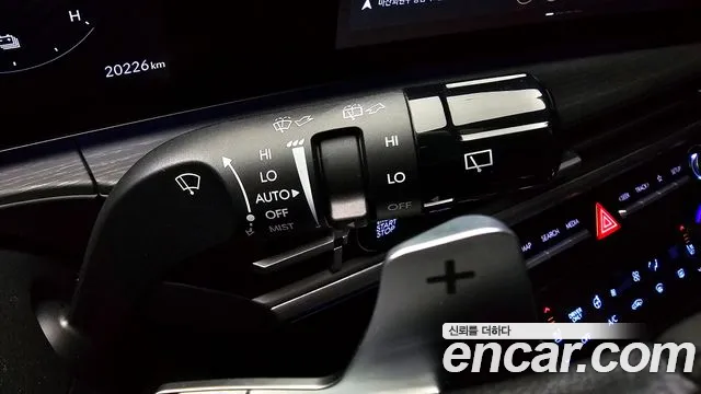 Hyundai Santafe 2024 — фото 16