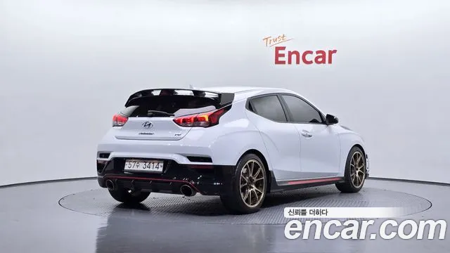 Hyundai Veloster 2019 — фото 2
