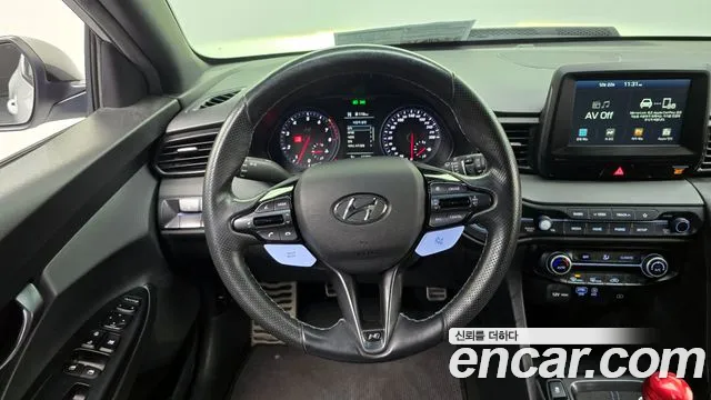 Hyundai Veloster 2019 — фото 12