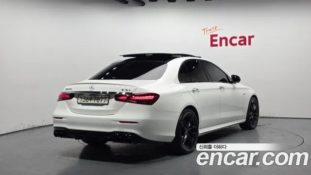 Mercedes-Benz E-Class 2023 — фото 2
