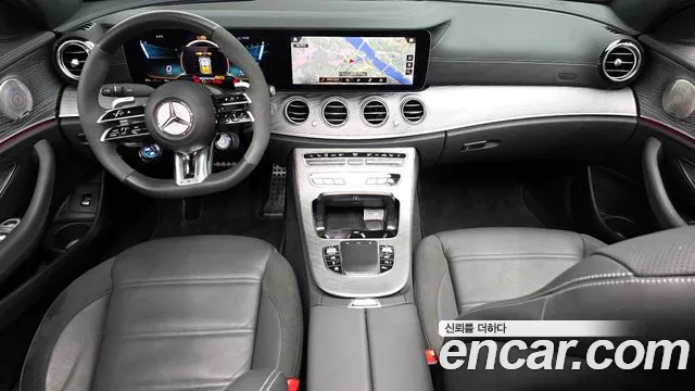 Mercedes-Benz E-Class 2023 — фото 7