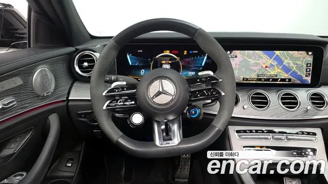 Mercedes-Benz E-Class 2023 — фото 13
