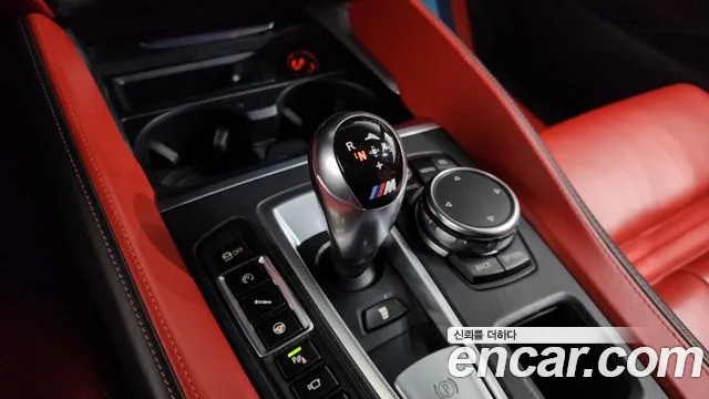 BMW X5M 2015 — фото 9