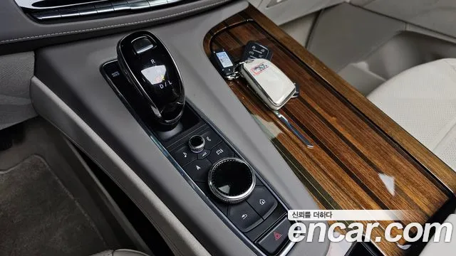 Cadillac Escalade 2021 — фото 9
