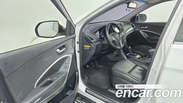 Hyundai Santafe 2016 — фото 10