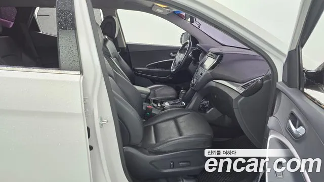 Hyundai Santafe 2016 — фото 11