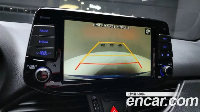 Hyundai i30 2017 — фото 15