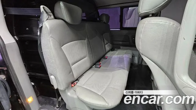 Hyundai Starex 2012 — фото 19