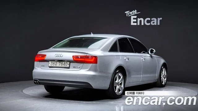 Audi A6 2015 — фото 2