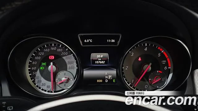 Mercedes-Benz GLA-Class 2015 — фото 8