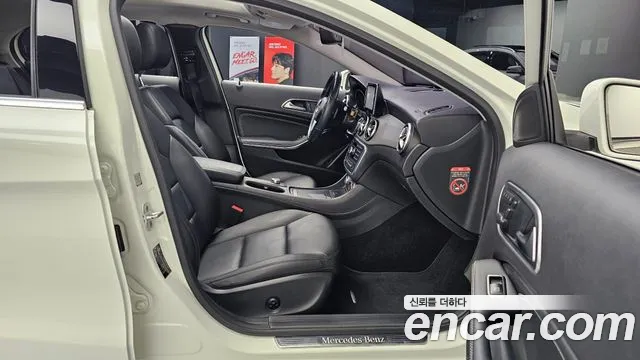 Mercedes-Benz GLA-Class 2015 — фото 12