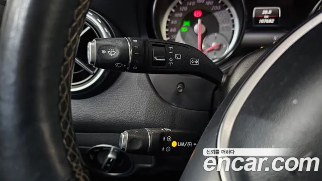 Mercedes-Benz GLA-Class 2015 — фото 14