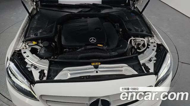 Mercedes-Benz C-Class 2019 — фото 6