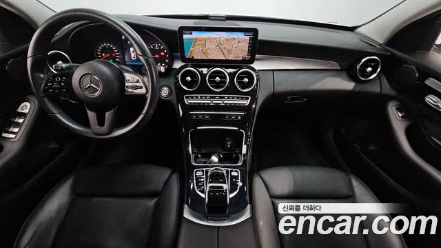 Mercedes-Benz C-Class 2019 — фото 7