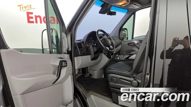 Mercedes-Benz Sprinter 2017 — фото 11