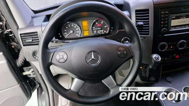 Mercedes-Benz Sprinter 2017 — фото 14