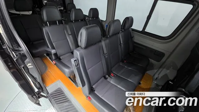 Mercedes-Benz Sprinter 2017 — фото 19