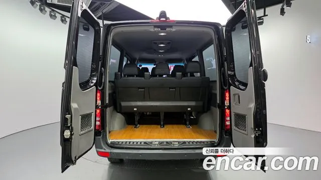 Mercedes-Benz Sprinter 2017 — фото 20