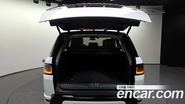 Land Rover Range Rover Sport 2022 — фото 20
