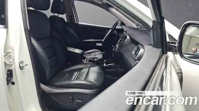 Kia Sorento 2015 — фото 11