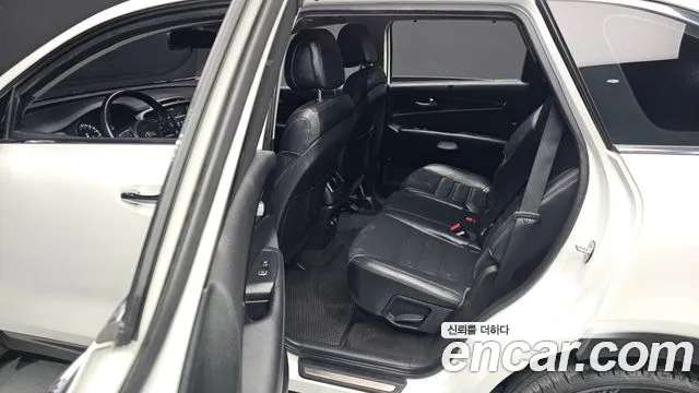 Kia Sorento 2015 — фото 12