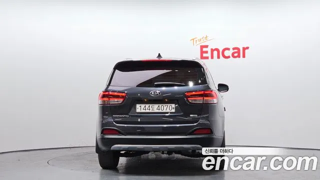 Kia Sorento 2017 — фото 4