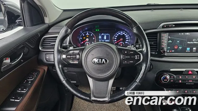 Kia Sorento 2017 — фото 13