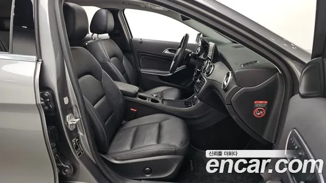 Mercedes-Benz GLA-Class 2015 — фото 10